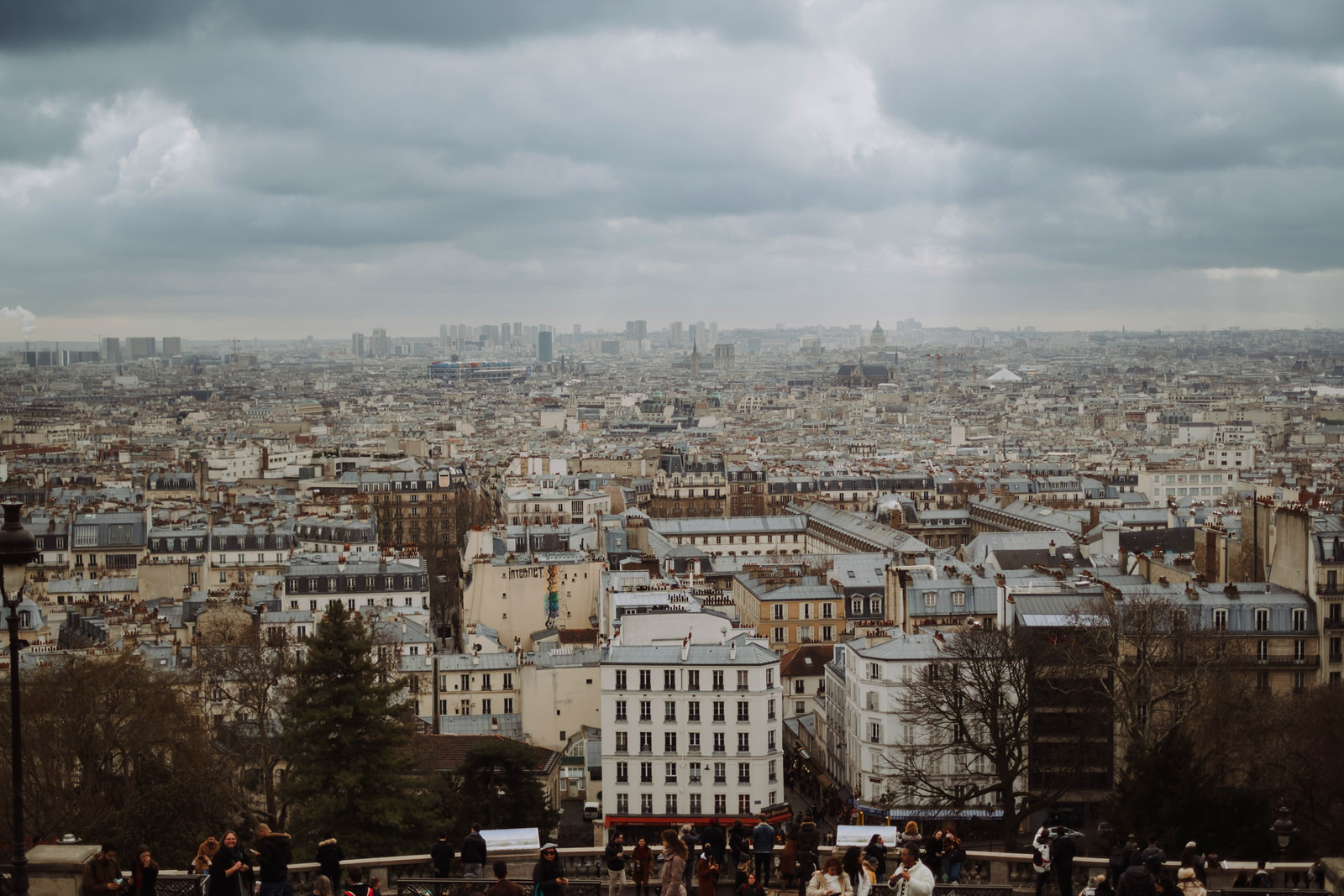 Engagement a Parigi